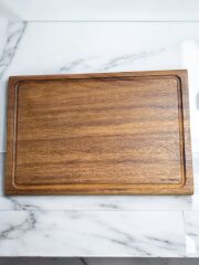 İroko Ağacı Tek Parça - Yekpare - Masİf Doğal Ağaç Ahşap Büyük Boy 40 X 27,5 Cm Oluklu Kesme Tahtası
