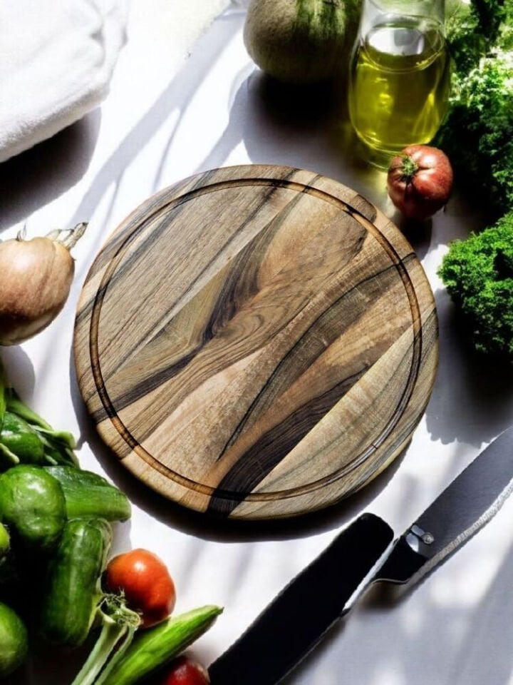 Ceviz Ağacı 28 Cm Oluklu Yuvarlak Rustik Doğal Ahşap Kanallı Pizza Sunum Doğrama Kesme Tahtası