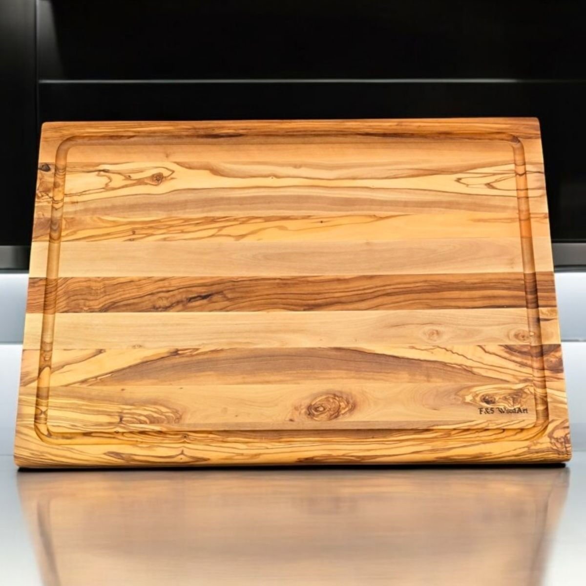 Zeytin Ağacı 40 X 27,5 Cm Oluklu Özel Kenar, Şef Tahtası - Kesme Tahtası - Sunumluk