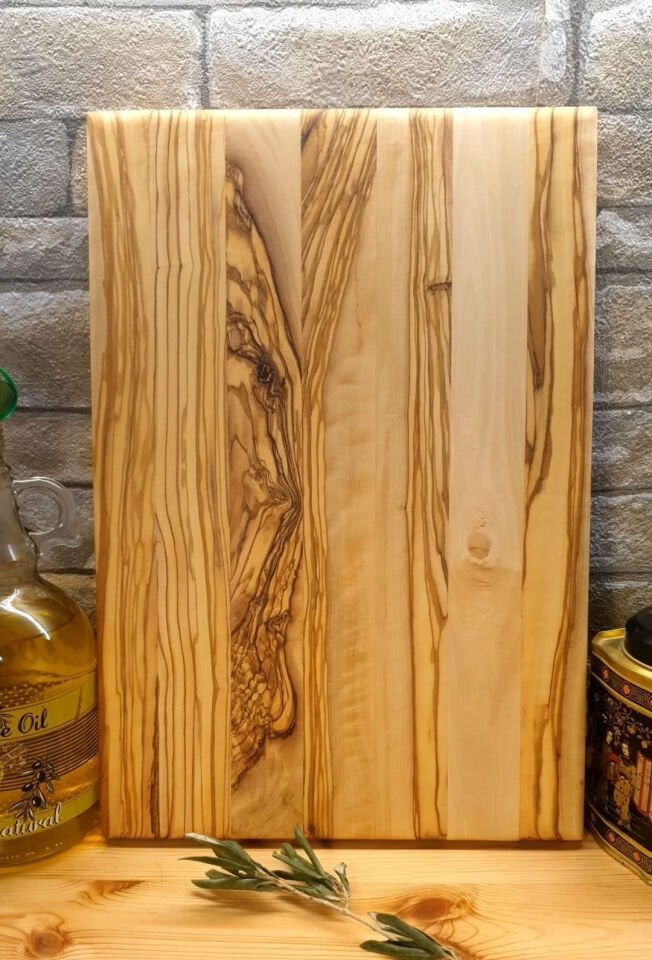 Zeytin Ağacı Kesme Tahtası - Özel Kenar 40 Cm