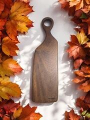 Saplı Koyu Ceviz Kesme Tahtası Peynir şarap Sunum Mdl 18 Tek Parça 48 Cm Masif Ahşap Eksiz Saplı Koyu Ceviz Kesme Tahtası Peynir şarap Sunum Mdl 18