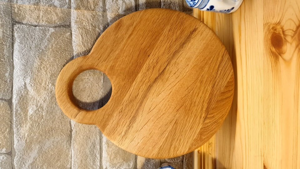 Meşe Doğal Ahşap Kesme Sunum Tahtası - Küçük Boy Yuvarlak