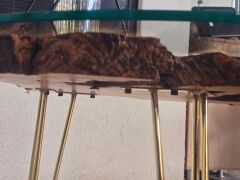 Zeytin Ağacı Doğal Ahşap Kütük Sehpa 82 Cm çap 54 Cm Yüksek - Gold Firkete Ayak - 10 Mm Cam Dahil