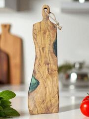 50 x 11 cm Doğal Zeytin Ağacı yeşil epoksi dolgulu saplı kesme sunum tahtası