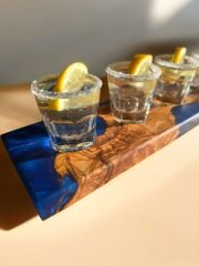 Zeytin Ağacı Ahşap Epoksi Tekila Parti Sunum Tepsisi ( 4 Adet Shot Bardak Dahil )