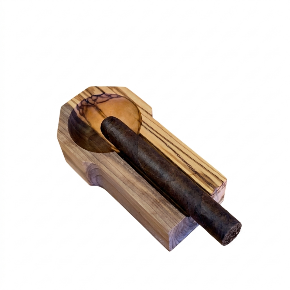 F&S WoodArt El Yapımı Zeytin Ağacı Lüks Puro Küllüğü - 13x7cm